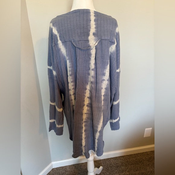 FREE PEOPLE Intimately Little Dreams Top in Blue/White - Picture 7 of 8